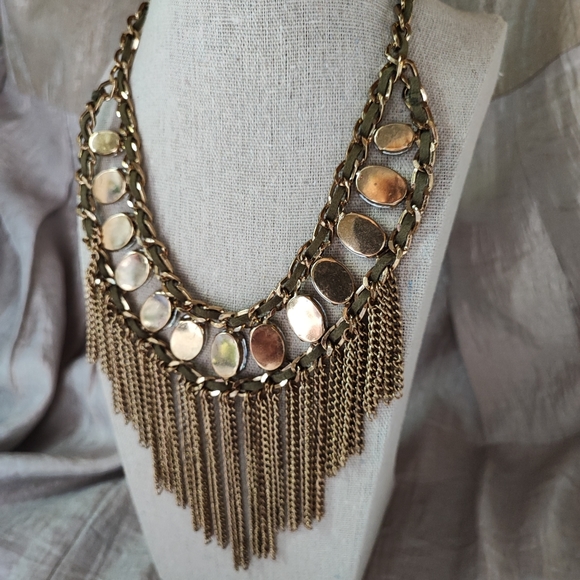 ALDO Brand Antique Brass Chain Topaz Faceted Oval Stones Olive Suede Necklace - Picture 2 of 9